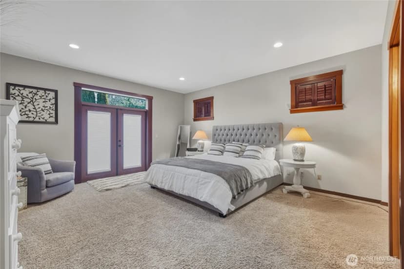 Property photo for 8424 Double Ditch Road, Lynden photo 17
