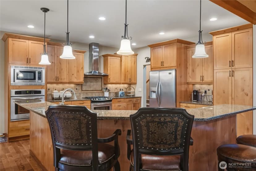 Property photo for 8424 Double Ditch Road, Lynden photo 11