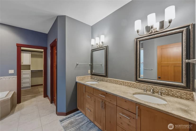 Property photo for 8424 Double Ditch Road, Lynden photo 20