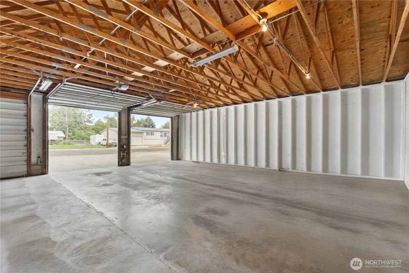 Property photo for 211 S Granite Street, Omak photo 38