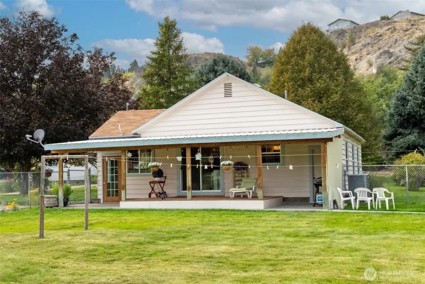 Property photo for 211 S Granite Street, Omak photo 33