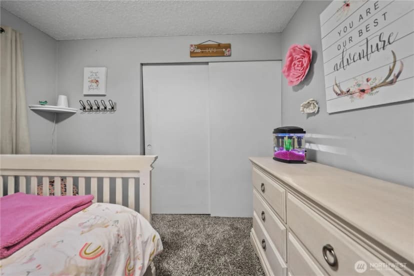Property photo for 203 S 357th Street, Federal Way photo 16