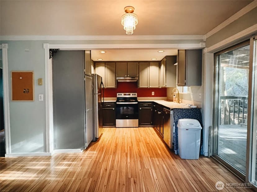 Property photo for 3257 E Harbor Road, Langley photo 4