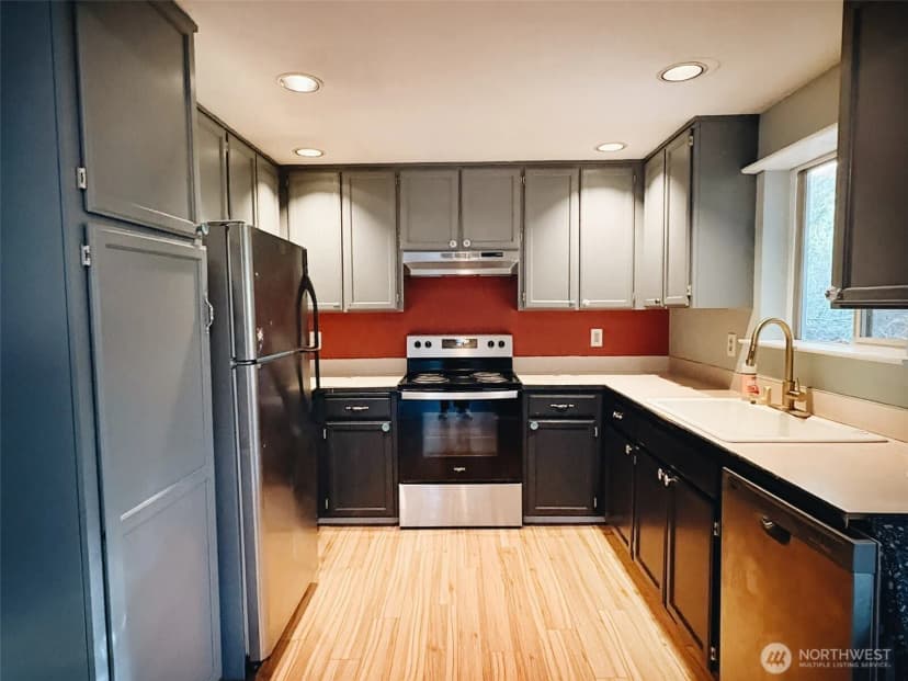 Property photo for 3257 E Harbor Road, Langley photo 6