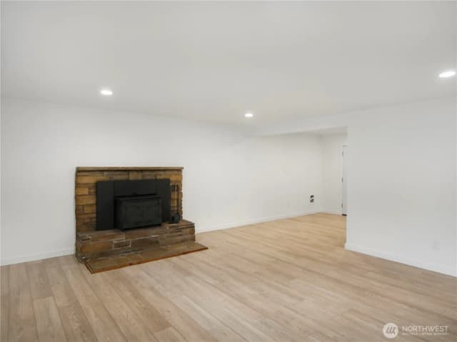 Property photo for 13647 197th Avenue Se, Renton photo 3
