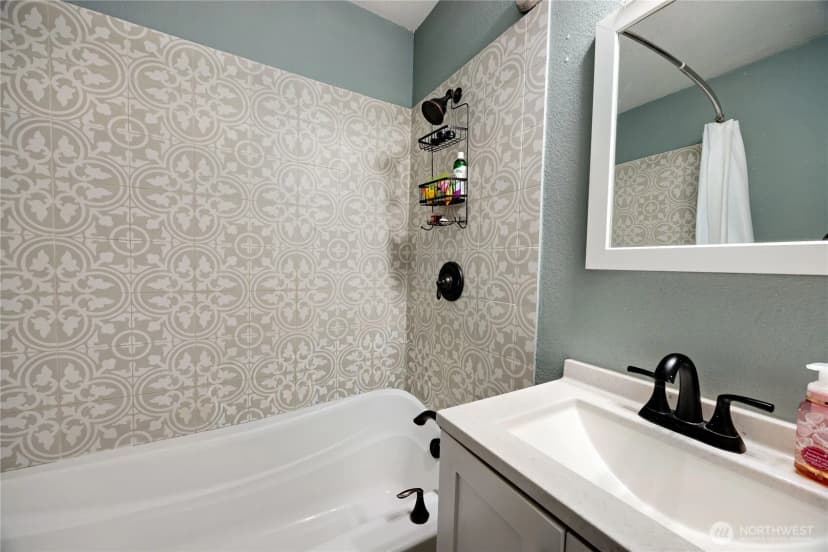 Property photo for 1705 13th Street, Bremerton photo 11