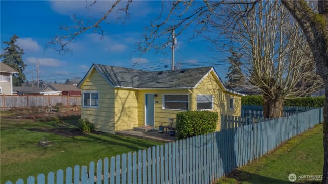Property photo for 6645 S Oakes Street, Tacoma photo 3