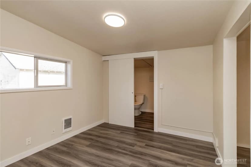 Property photo for 6645 S Oakes Street, Tacoma photo 23