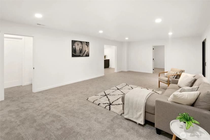 Property photo for 16040 36th Avenue Ne, Lake Forest Park photo 27