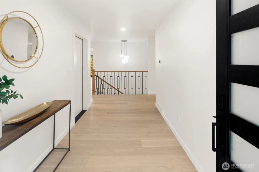 Property photo for 16040 36th Avenue Ne, Lake Forest Park photo 12