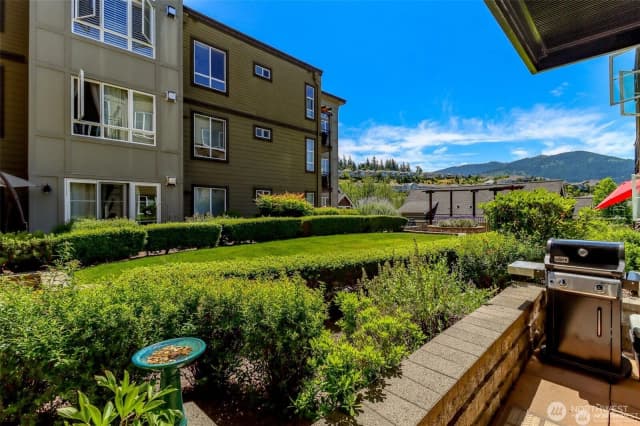 Property photo for 1840 25th Avenue Ne #204, Issaquah