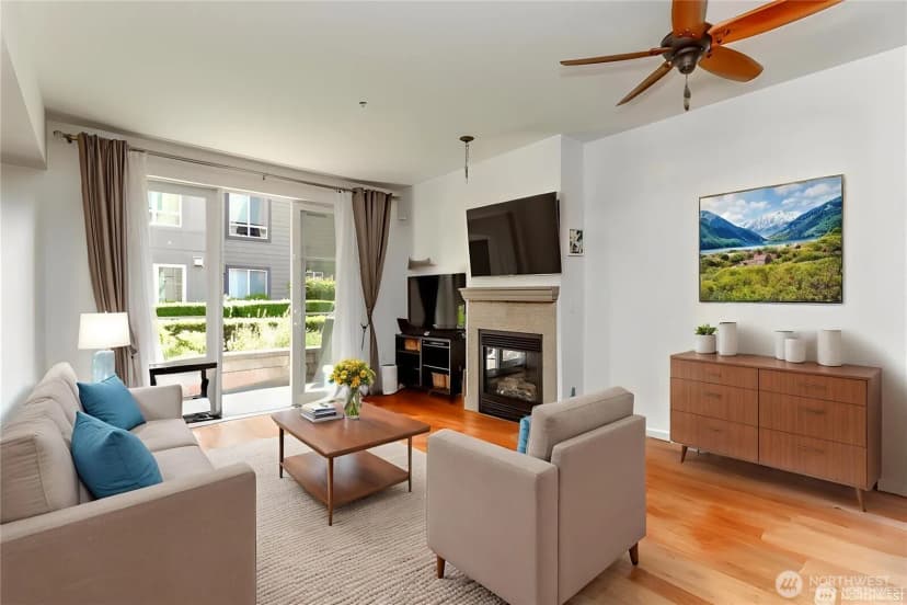 Property photo for 1840 25th Avenue Ne #204, Issaquah photo 11