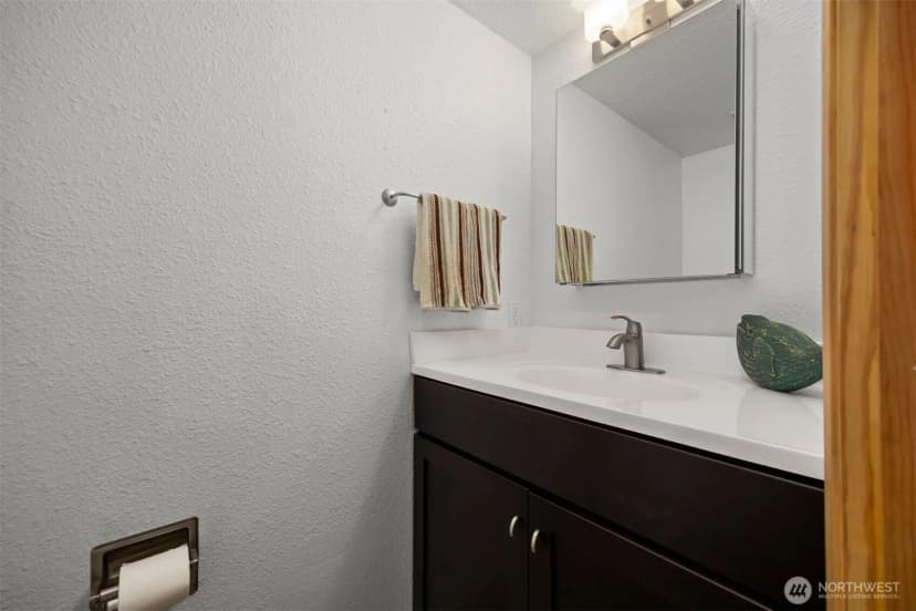 Property photo for 2400 Princeton Court #6, Bellingham photo 14