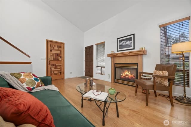Property photo for 2400 Princeton Court #6, Bellingham photo 3
