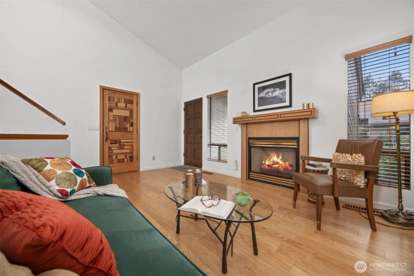 Property photo for 2400 Princeton Court #6, Bellingham photo 3