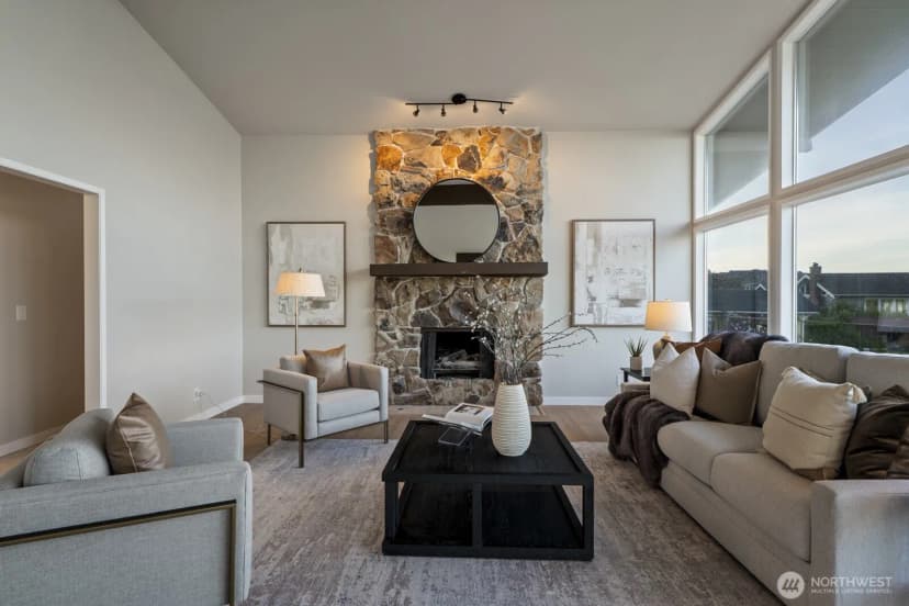 Property photo for 5110 Nw Sammamish Road, Issaquah photo 8
