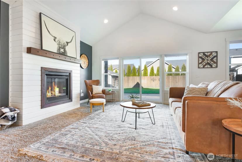 Property photo for 1979 Woodsman Drive, Lynden photo 15