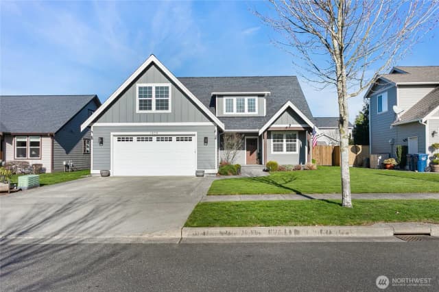 Property photo for 1979 Woodsman Drive, Lynden