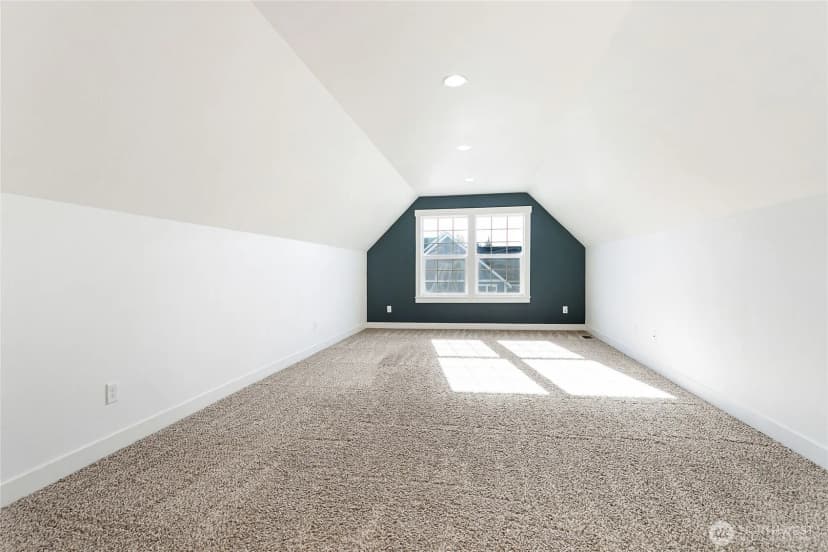 Property photo for 1979 Woodsman Drive, Lynden photo 25