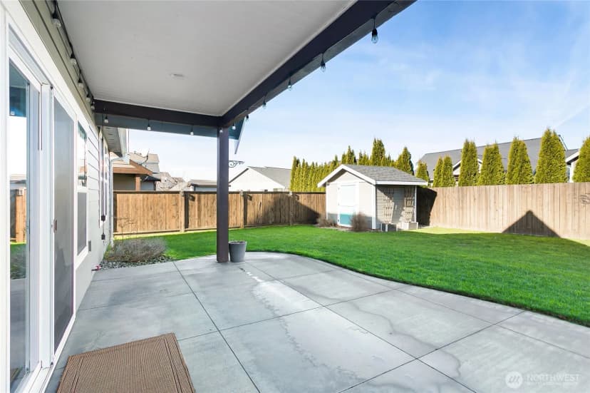 Property photo for 1979 Woodsman Drive, Lynden photo 35