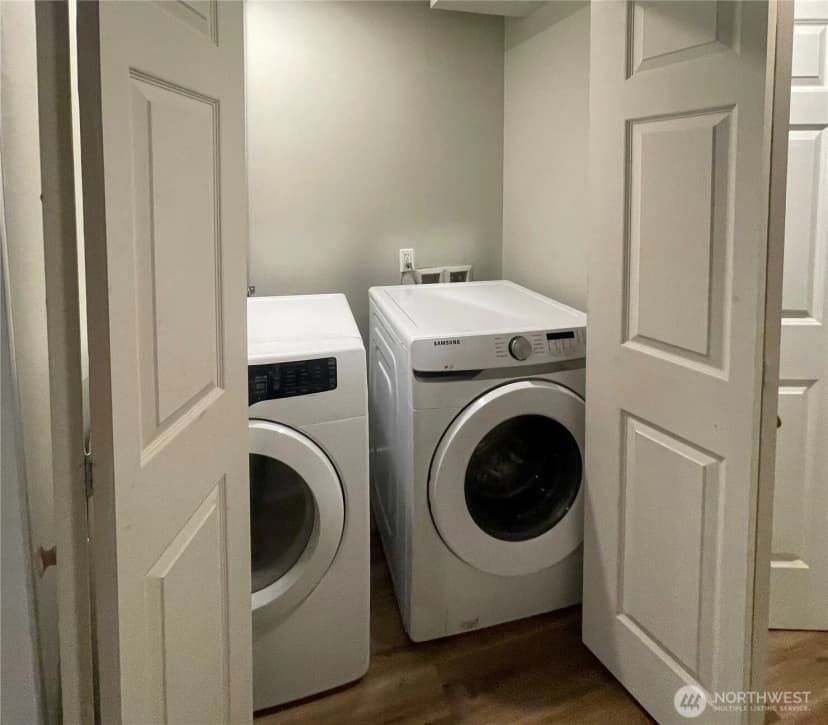 Property photo for 1815 13th Avenue S, Seattle photo 16