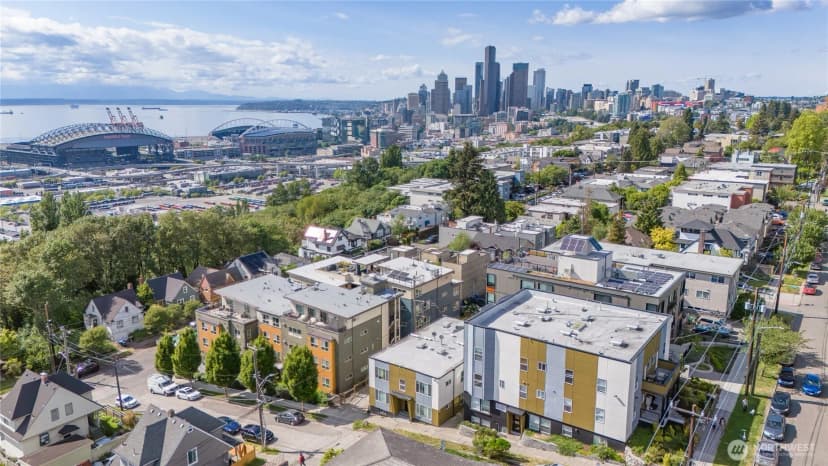 Property photo for 1815 13th Avenue S, Seattle photo 6