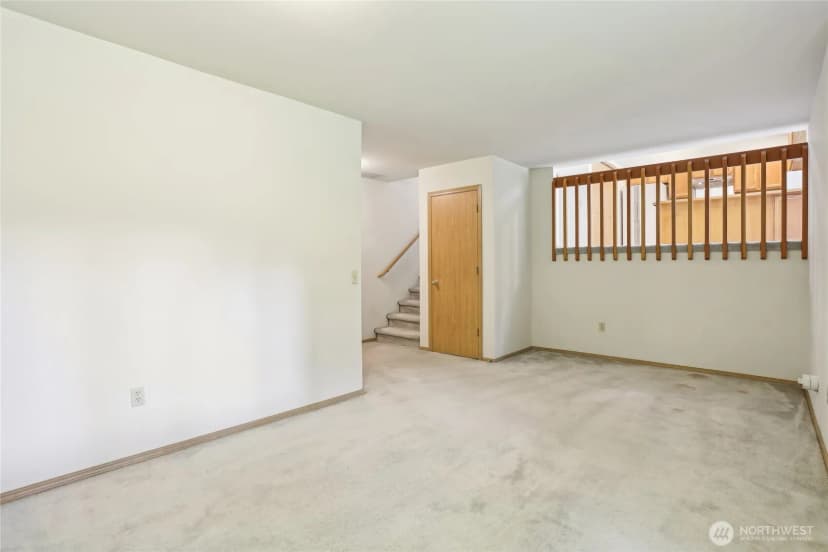 Property photo for 12515 Ne 107th Place, Kirkland photo 16