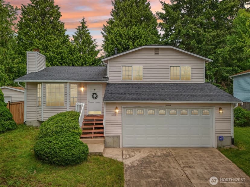 Property photo for 12515 Ne 107th Place, Kirkland