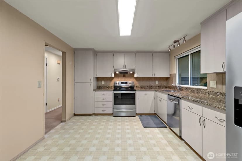 Property photo for 2207 Bremerton Avenue Ne, Renton photo 8