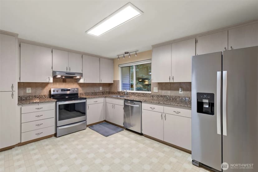 Property photo for 2207 Bremerton Avenue Ne, Renton photo 7