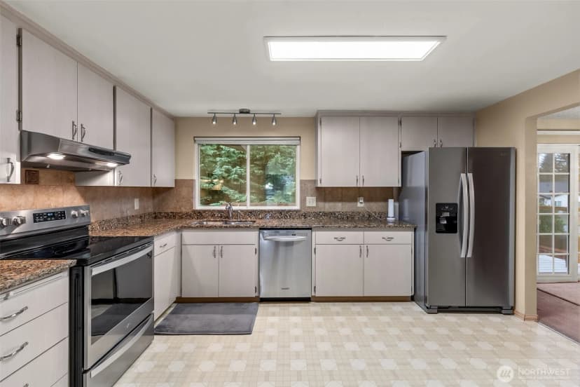 Property photo for 2207 Bremerton Avenue Ne, Renton photo 6