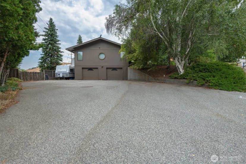 Property photo for 409 Austin Ave, Wenatchee photo 6