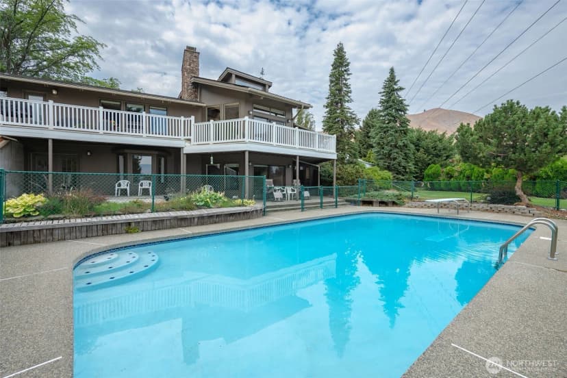 Property photo for 409 Austin Ave, Wenatchee photo 35