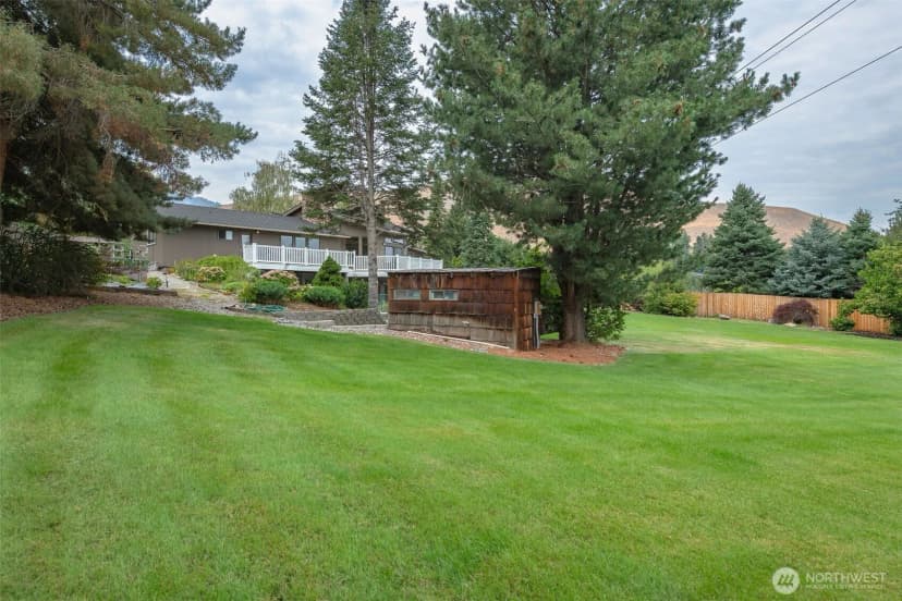 Property photo for 409 Austin Ave, Wenatchee photo 38