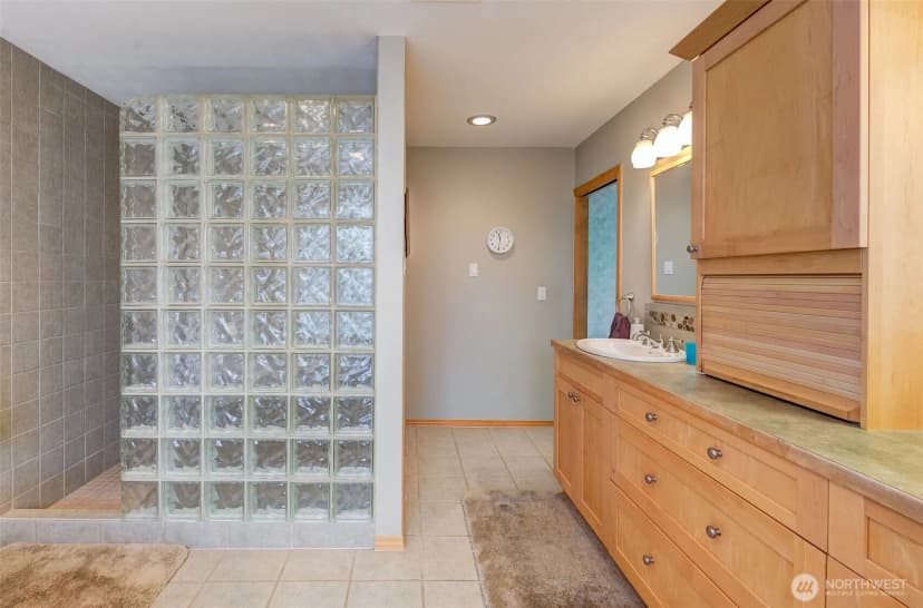 Property photo for 409 Austin Ave, Wenatchee photo 23