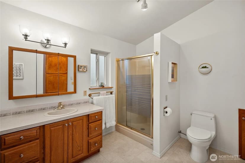 Property photo for 91 E Franjo Beach Drive, Shelton photo 14