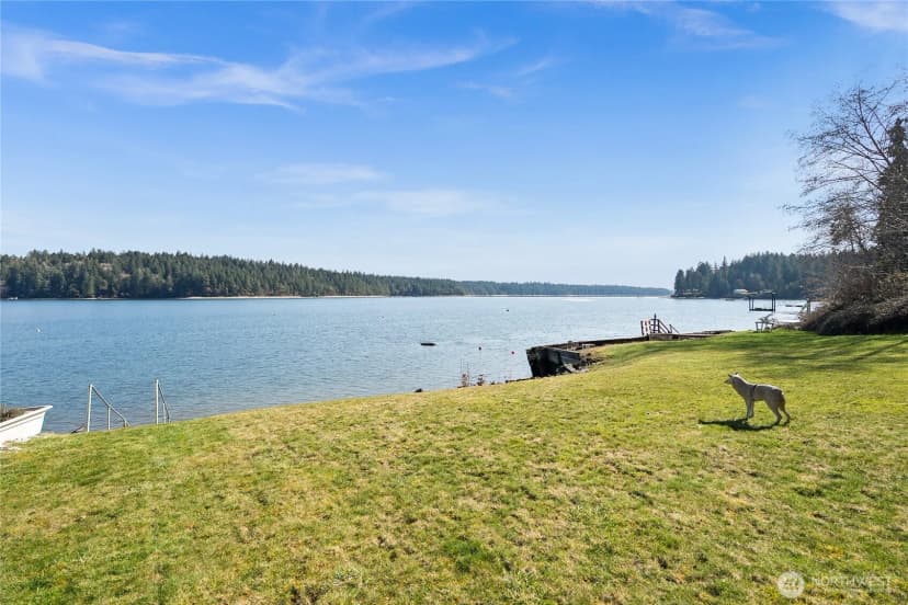 Property photo for 91 E Franjo Beach Drive, Shelton photo 32