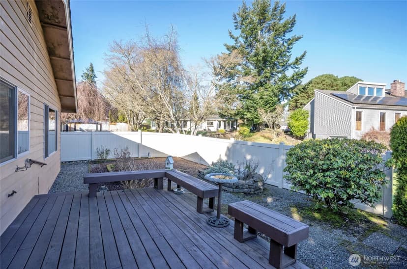 Property photo for 8401 Amber Drive Sw, Lakewood photo 9