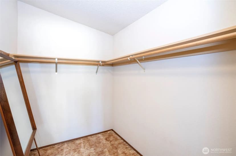 Property photo for 8401 Amber Drive Sw, Lakewood photo 21