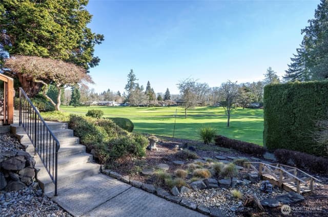 Property photo for 8401 Amber Drive Sw, Lakewood photo 2