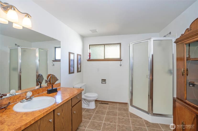 Property photo for 8401 Amber Drive Sw, Lakewood photo 19