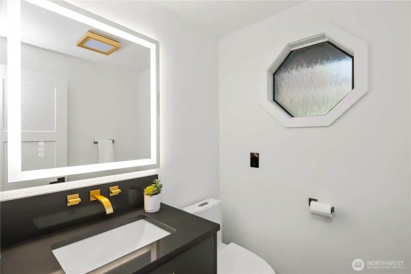 Property photo for 28030 185th Place Se, Kent photo 12