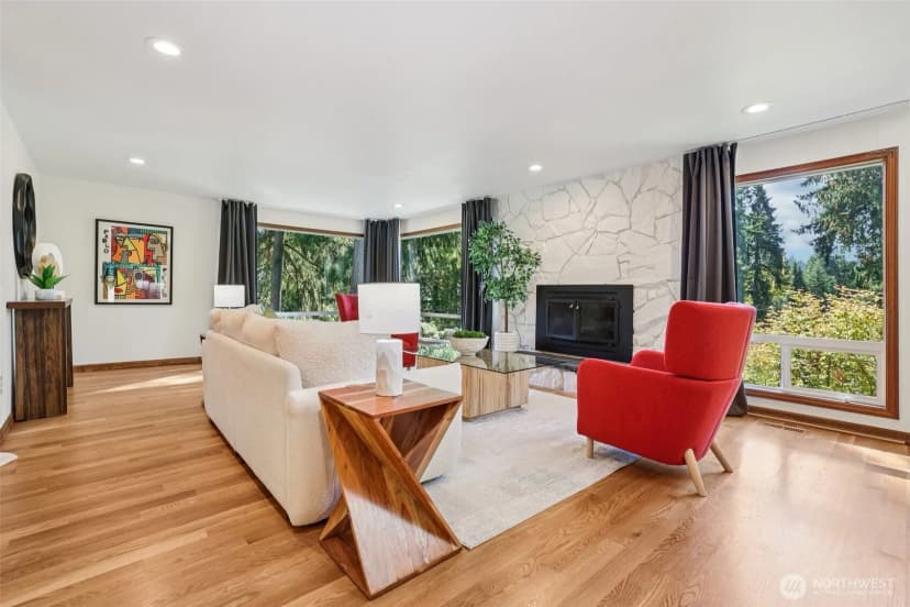 Property photo for 411 W Lake Sammamish Parkway Ne, Bellevue photo 8