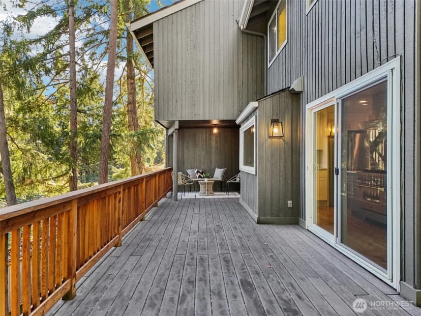 Property photo for 411 W Lake Sammamish Parkway Ne, Bellevue photo 34