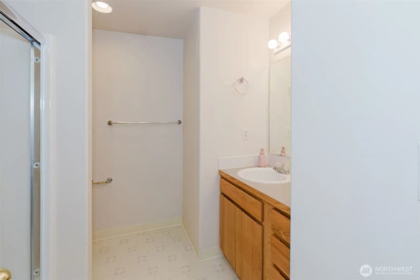 Property photo for 8324 Sweetbrier Loop Se, Olympia photo 28
