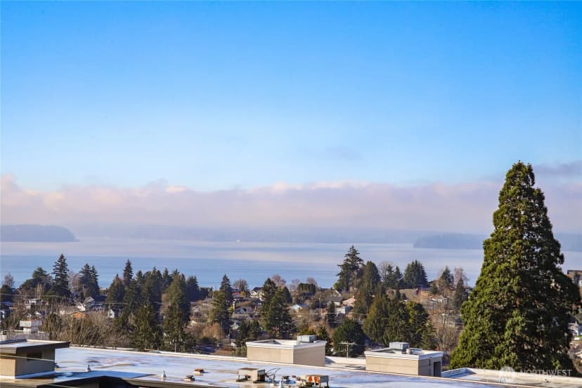 Property photo for 4517 44th Avenue Sw, Seattle photo 28