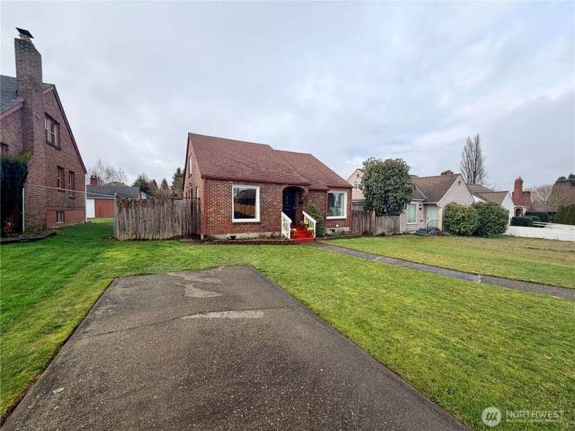 Property photo for 6014 Pacific Avenue, Tacoma photo 2