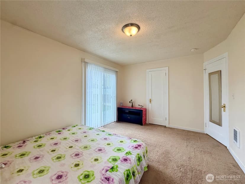 Property photo for 6014 Pacific Avenue, Tacoma photo 21