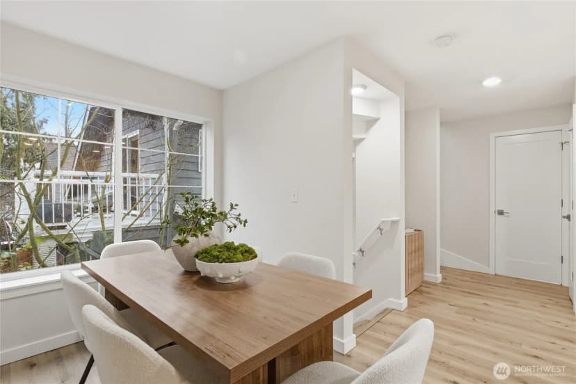 Property photo for 1126 14th Ave #g, Seattle photo 13