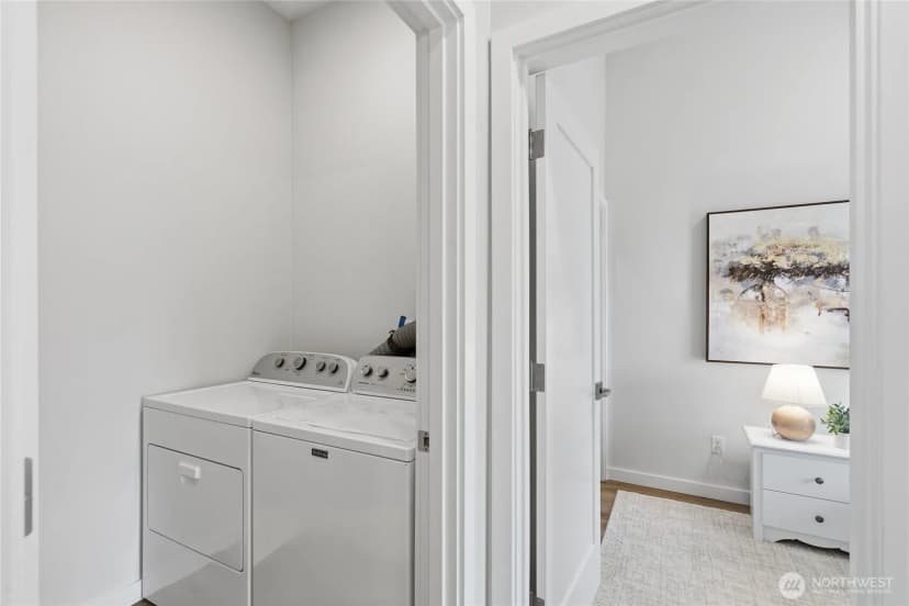 Property photo for 1126 14th Ave #g, Seattle photo 29